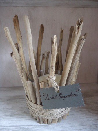 Bougie noix de macadamia et bois flotté